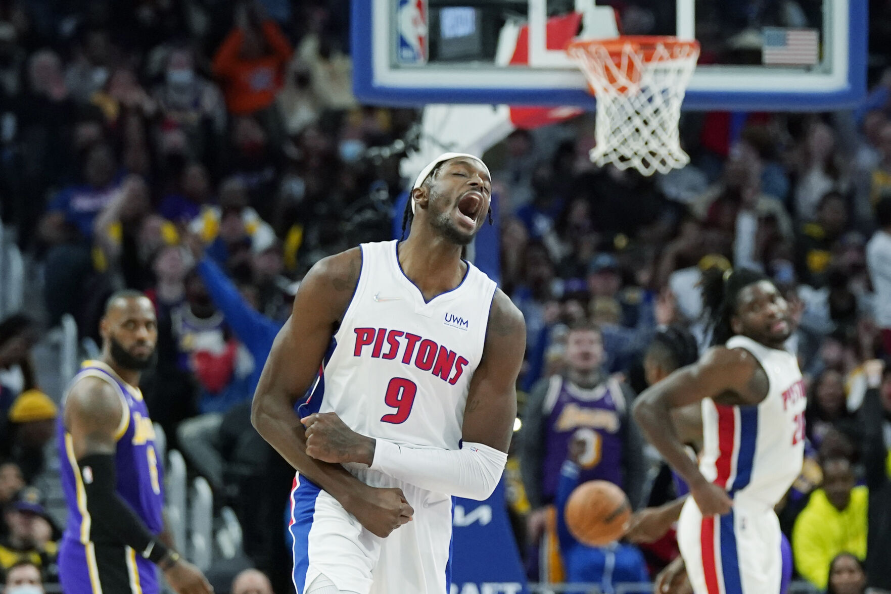 APTOPIX Lakers Pistons Basketball